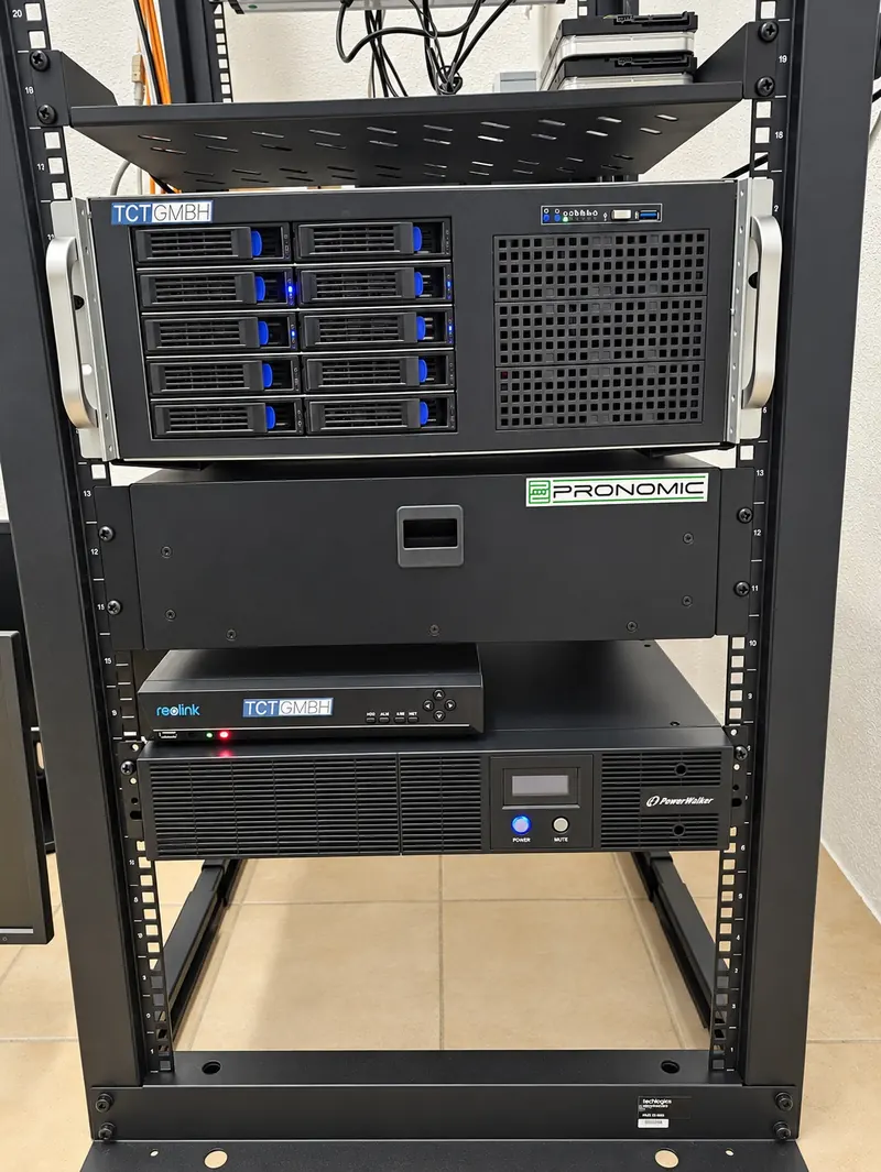 Speicherserver im Rack